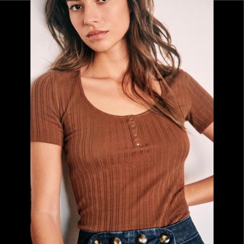 Sezane Brown Short Sleeve Tee